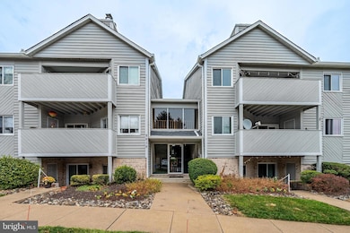 2215 Lowells Glen Rd unit J, Parkville, MD 21234 - photo 2