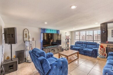 1563 Palma Vista Ave, Las Vegas, NV 89169 - photo 5