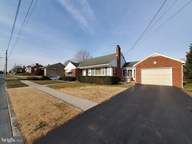 326 Harrison Ave, Waynesboro, PA 17268 - photo 2