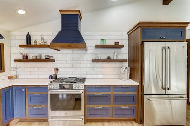 2269 Gold Dr, Fitchburg, WI 53711 - photo 6