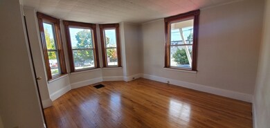 103-105 Pine St, Waltham, MA 02453 - photo 3