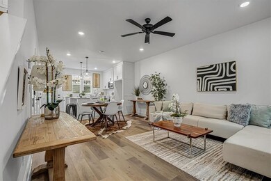 769 S Washington Ave unit 3, Fayetteville, AR 72701 - photo 4