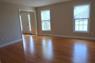 41B Pratt Street Left Side unit 41B, Taunton, MA 02780 - photo 4
