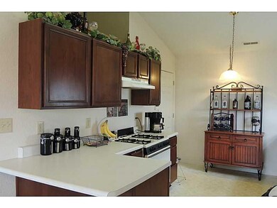 1273 Gladden Ct, Franklin, IN 46131 - photo 6