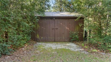 Carriage house