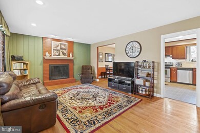 1202 Winstead Rd, Wilmington, DE 19803 - photo 3