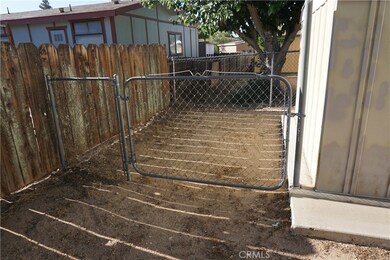 13870 Victoria Dr, Victorville, CA 92395 - photo 7