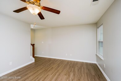 021-photo-living-room-12161234