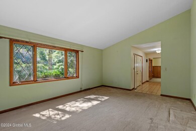 11-web-or-mls-18-shadowbrook-dr