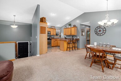 2127 Retriever Run Ct, Middleville, MI 49333 - photo 7