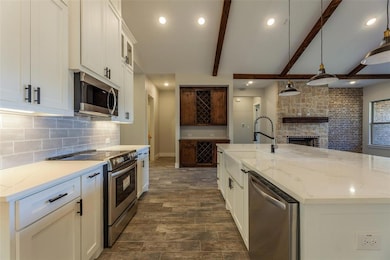 811 W Sunset Blvd, Celina, TX 75009 - photo 7