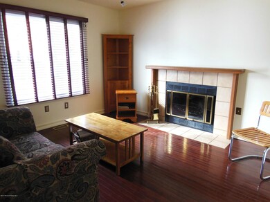 37 Greenwood Dr, Freehold, NJ 07728 - photo 4