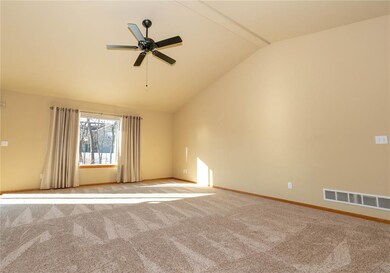 OPEN LIVING ROOM