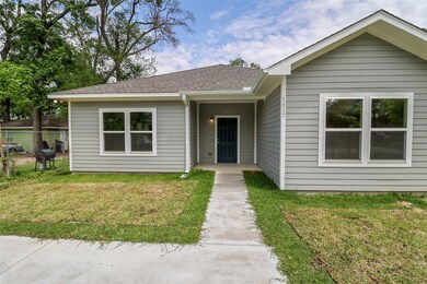 5817 Gaston St unit A, Houston, TX 77016 - photo 4