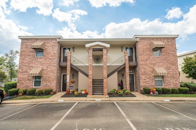 101 Clearwater Cove unit D, Hot Springs, AR 71901 - photo 2