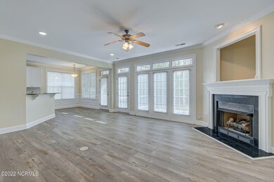 4C-LIVING ROOM