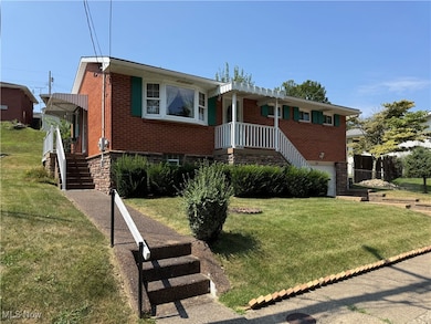 202 Crystal Ln, Weirton, WV 26062 - photo 3