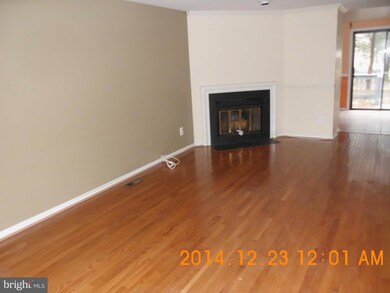 9507 Dunbrook Ct, Montgomery Village, MD 20886 - photo 2