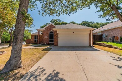 3821 Chimney Rock Dr, Denton, TX 76210 - photo 2