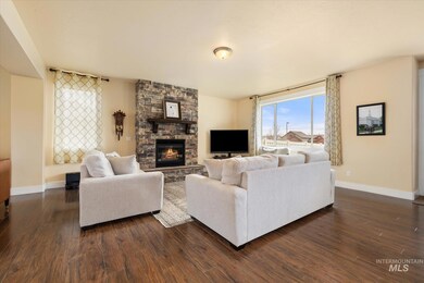 1317 Stallion Springs Way, Middleton, ID 83644 - photo 7