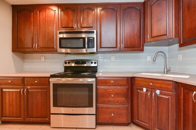 37 Casey Cir unit 37, Waltham, MA 02451 - photo 7