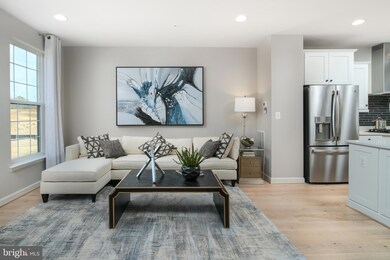 12580 Ovation Dr, Fairfax, VA 22033 - photo 6