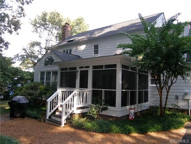 Relaxing Screened Porch off of the Kitchen and Sun