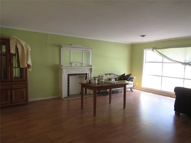 301 Walnut St, Terrell, TX 75160 - photo 7