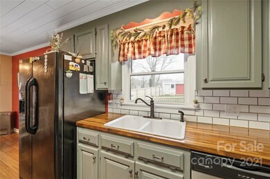 2261 Old Wilkesboro Rd, Statesville, NC 28625 - photo 5