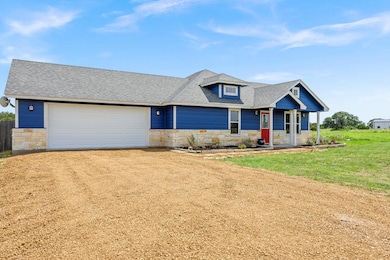 639 Blackbuck Ridge Dr, Lampasas, TX 76550 - photo 4