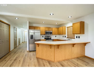 1306 Parkside Ln, Newberg, OR 97132 - photo 5