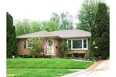 5622 Francis Ave, Des Moines, IA 50310 - photo 2