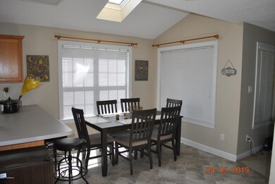 318 Iverleigh Ln, Jacksonville, NC 28540 - photo 7