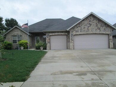 626 Ritter Ave, Nixa, MO 65714 - photo 2