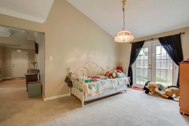 07_ChathamCircle_2648_Dining02