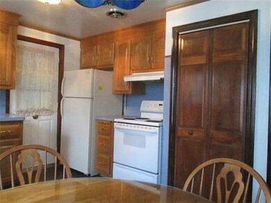 25 Sunrise Dr, Bridgewater, MA 02324 - photo 7