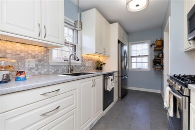 2019 40th St, Des Moines, IA 50310 - photo 6