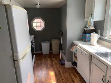 1502 8th Ave SE, Cedar Rapids, IA 52403 - photo 5