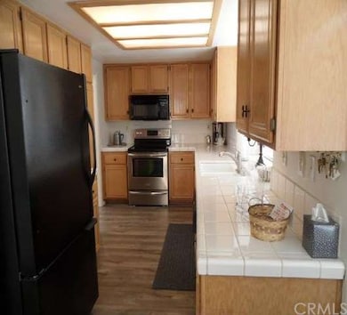 Bright & airy Kitchen