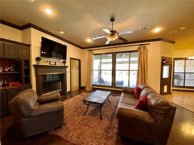 194 Fox Chase Dr, Pineville, LA 71360 - photo 4