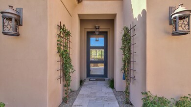 006_ENTRYWAY