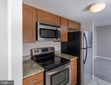 9174 Lambskin Ln, Columbia, MD 21045 - photo 4