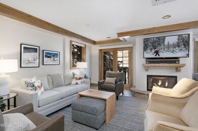Gravity Haus #7-003
