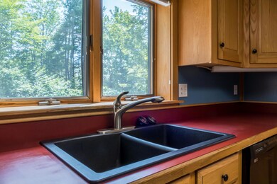 13-Kitchen (4 of 6)