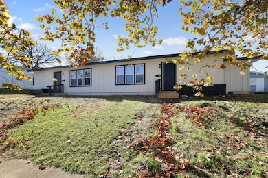 36 Twining Dr, Denison, TX 75020 - photo 2