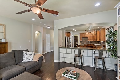 2409 Stone Castle Cir, College Station, TX 77845 - photo 2