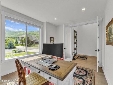 7-web-or-mls-569-w-cascade-meadows-loop