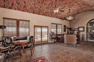 34155 S Nine Iron Ranch Rd, Wickenburg, AZ 85390 - photo 5