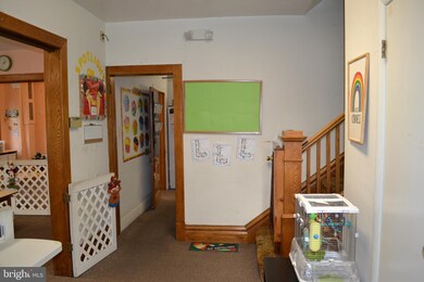 613 Hampton Ave, Southampton, PA 18966 - photo 2