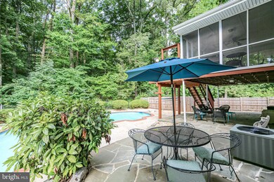 18412 Cedar Dr, Triangle, VA 22172 - photo 5